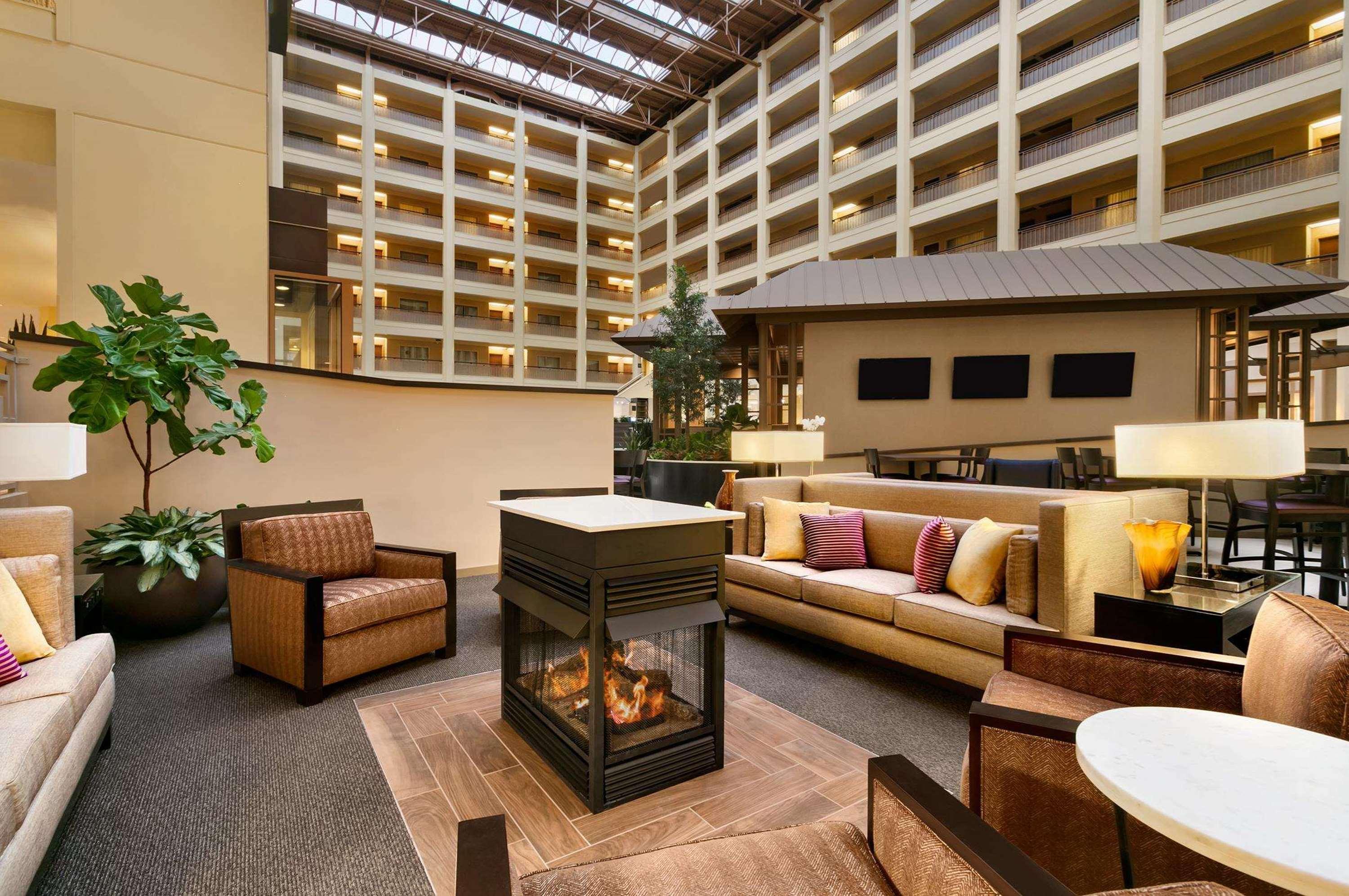 Embassy Suites By Hilton Chicago North Shore Deerfield Exterior foto